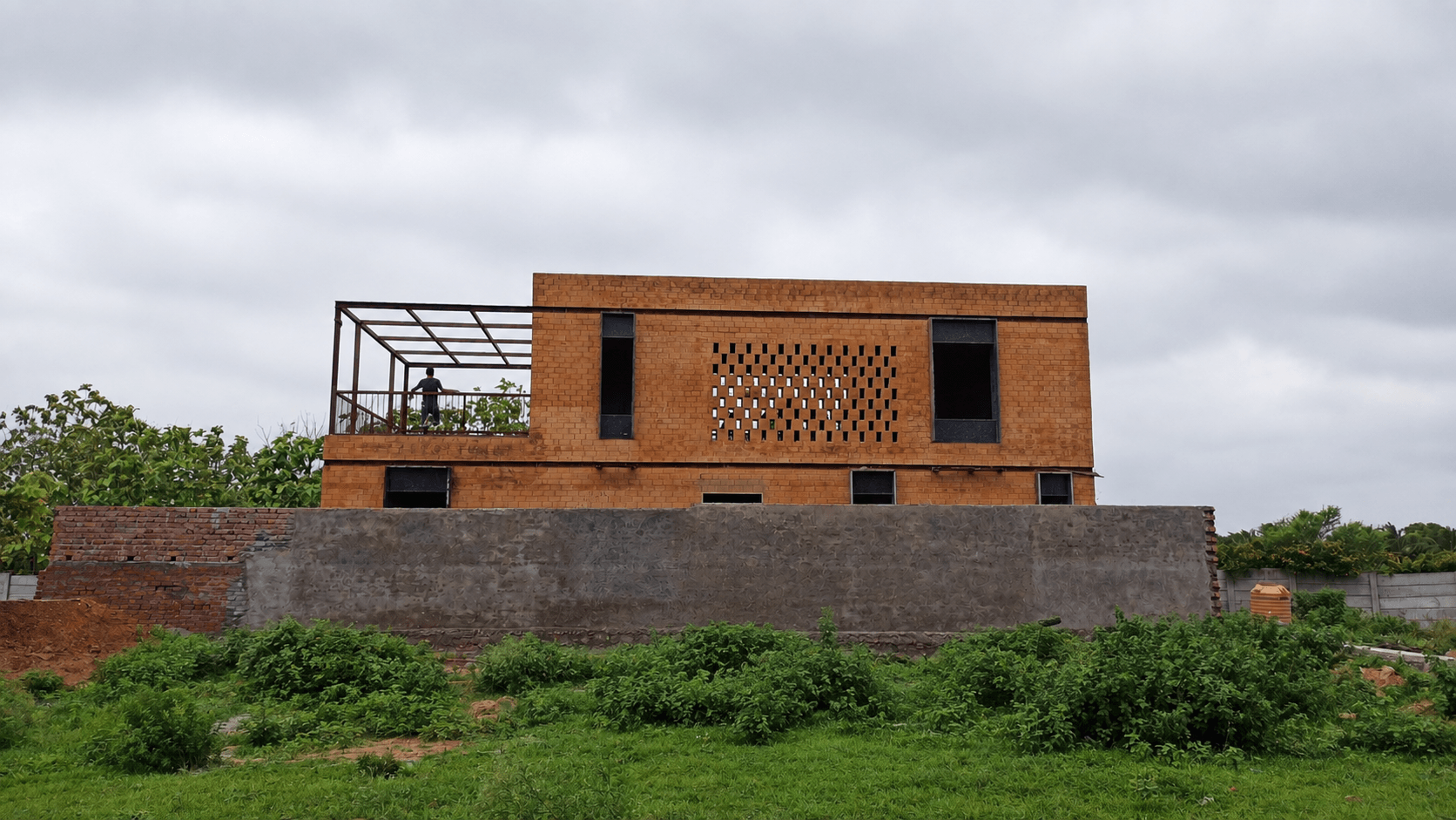 Urban Mud House